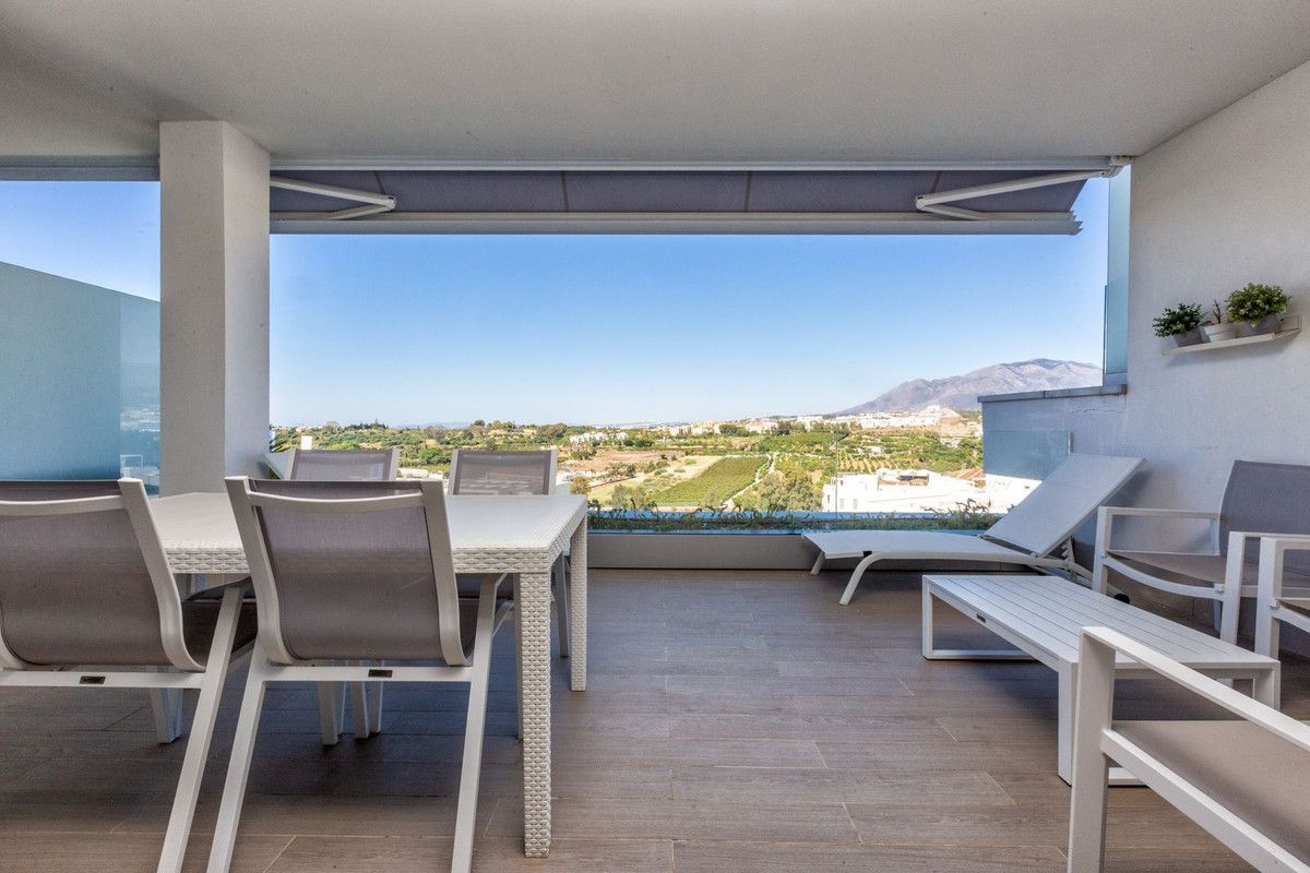 Piso de 2 Dormitorios y 2 Baños en venta en Cancelada