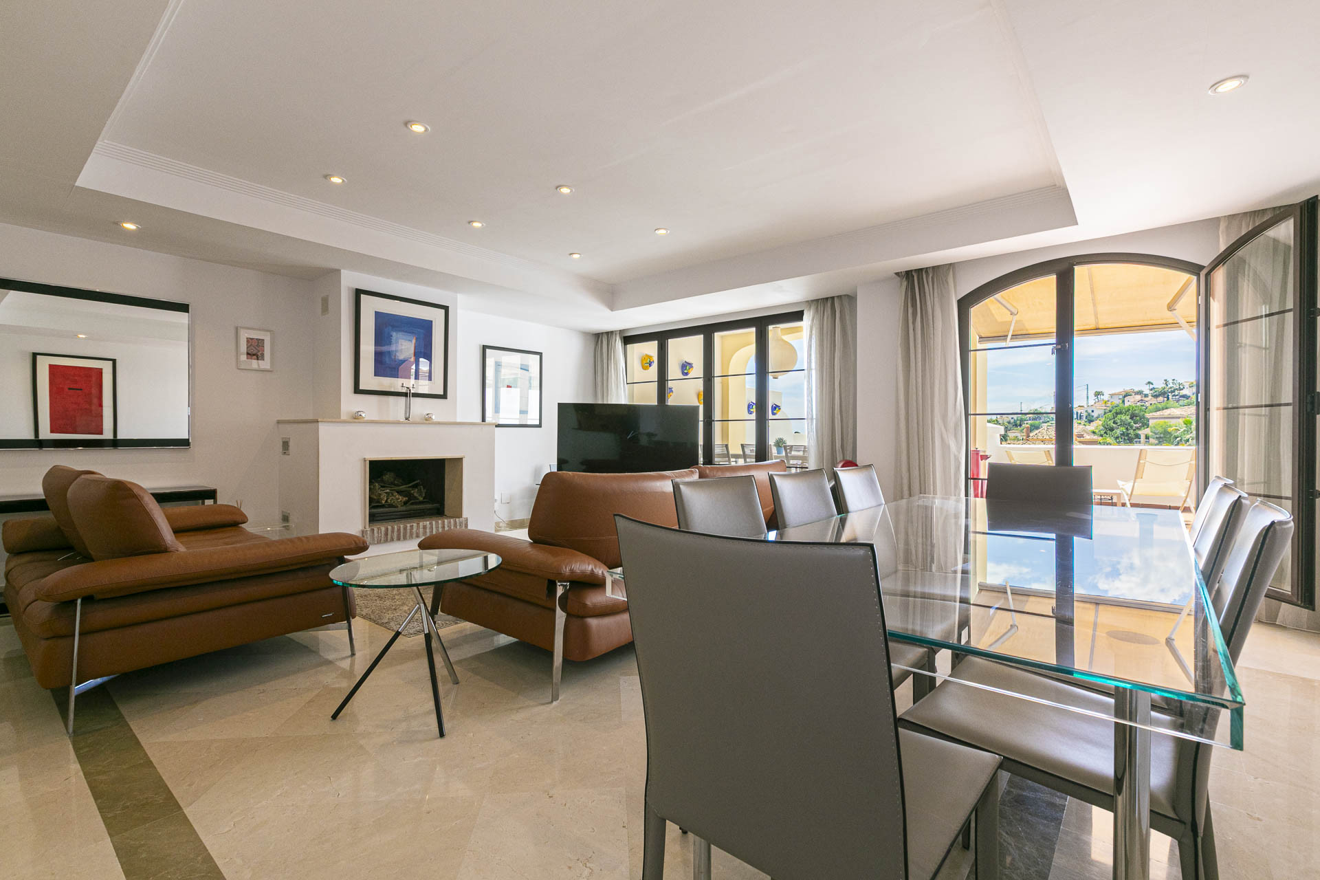 4 кровать 3 ванна Таунхаус для продажи в Los Almendros, Benahavis