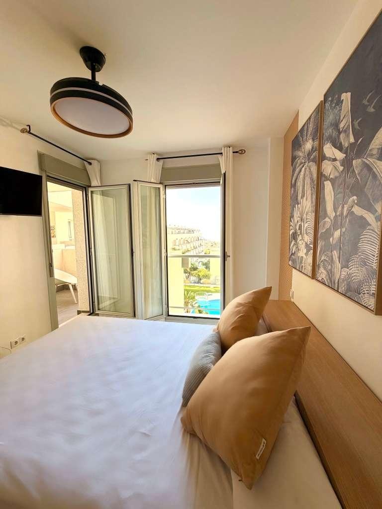 Casa Adosada de 2 Dormitorios y 2 Baños en venta en La Cala de Mijas