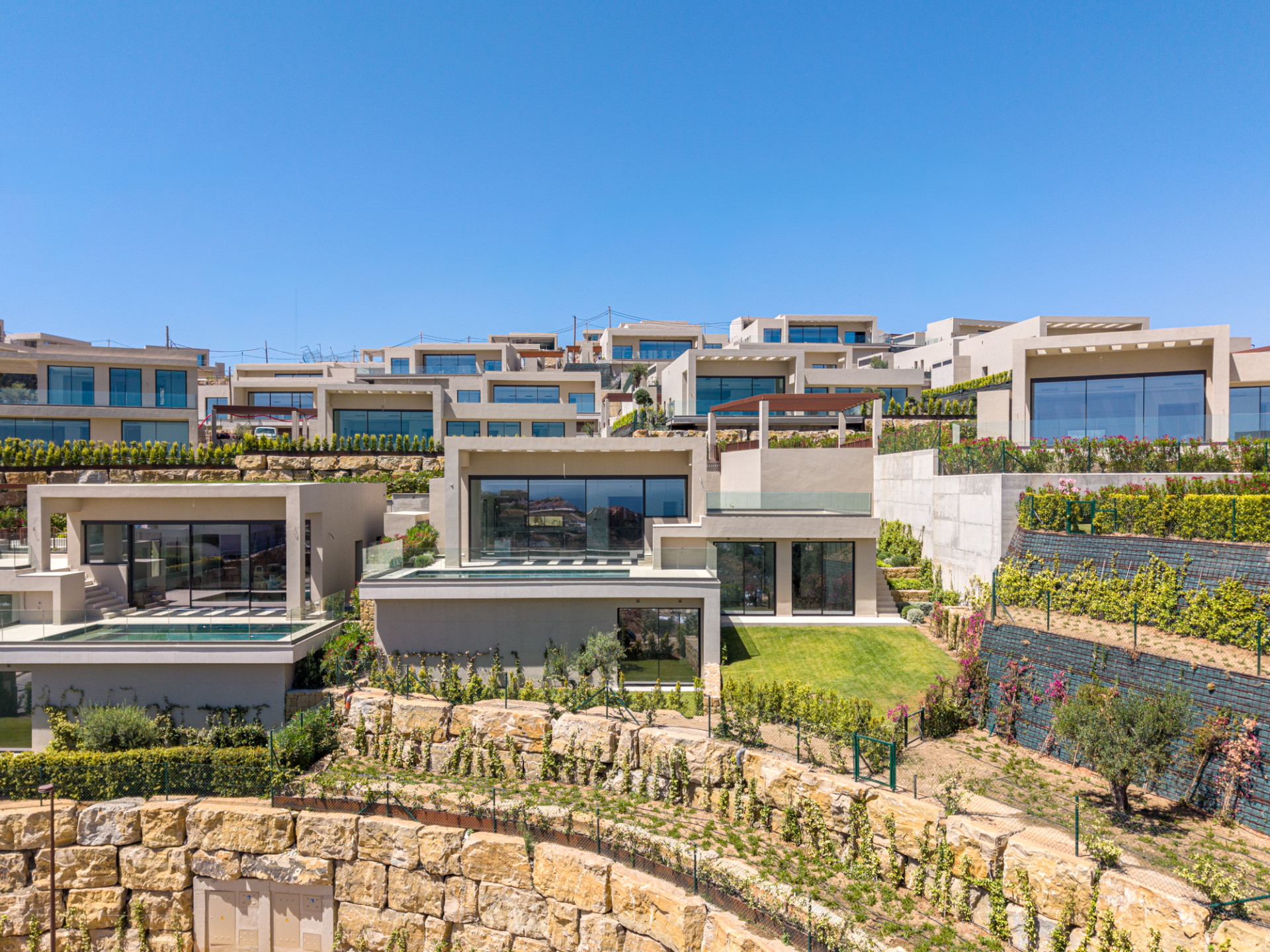 3 Bed - Villa for Sale in Benahavis