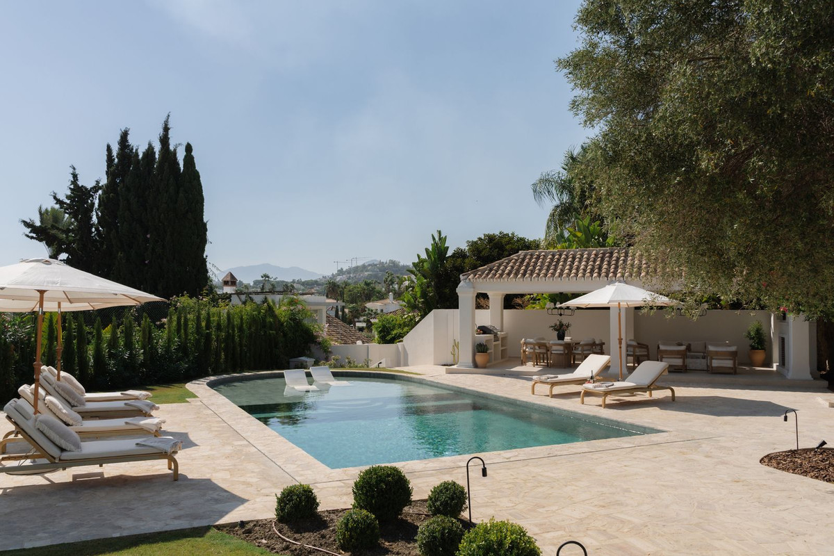 4 кровать Вилла для продажи в Nueva Andalucia, Marbella