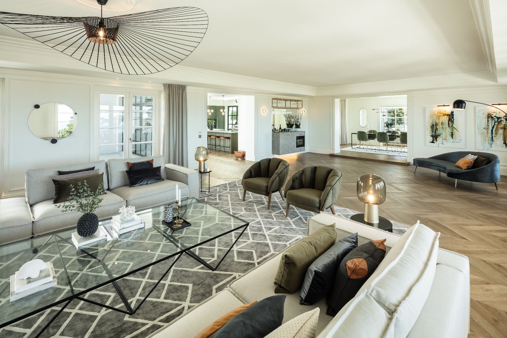 Casa de 6 Dormitorios y 7 Baños en venta en Milla de Oro, Marbella