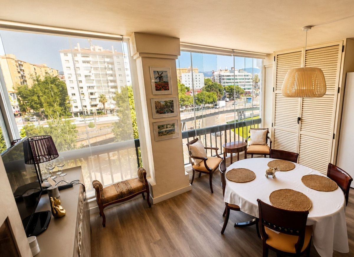 Piso de 2 Dormitorios y 2 Baños en alquiler en San Pedro de Alcántara