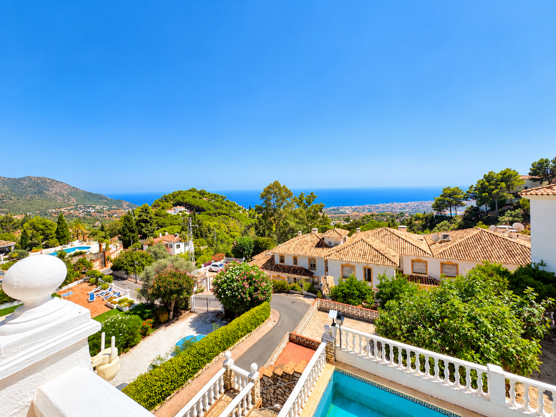 5 спални, 4 бани - Вила за продажба в Mijas Pueblo