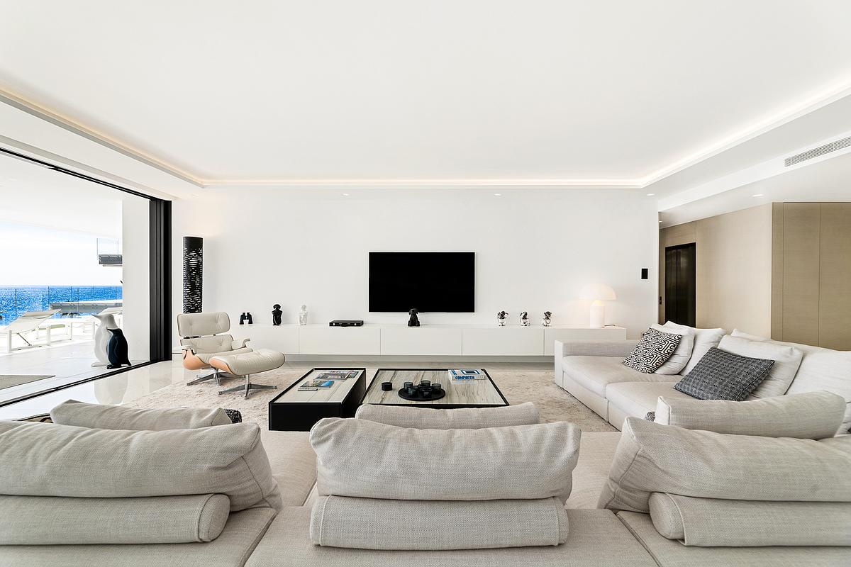 Piso de 4 Dormitorios en venta en Estepona
