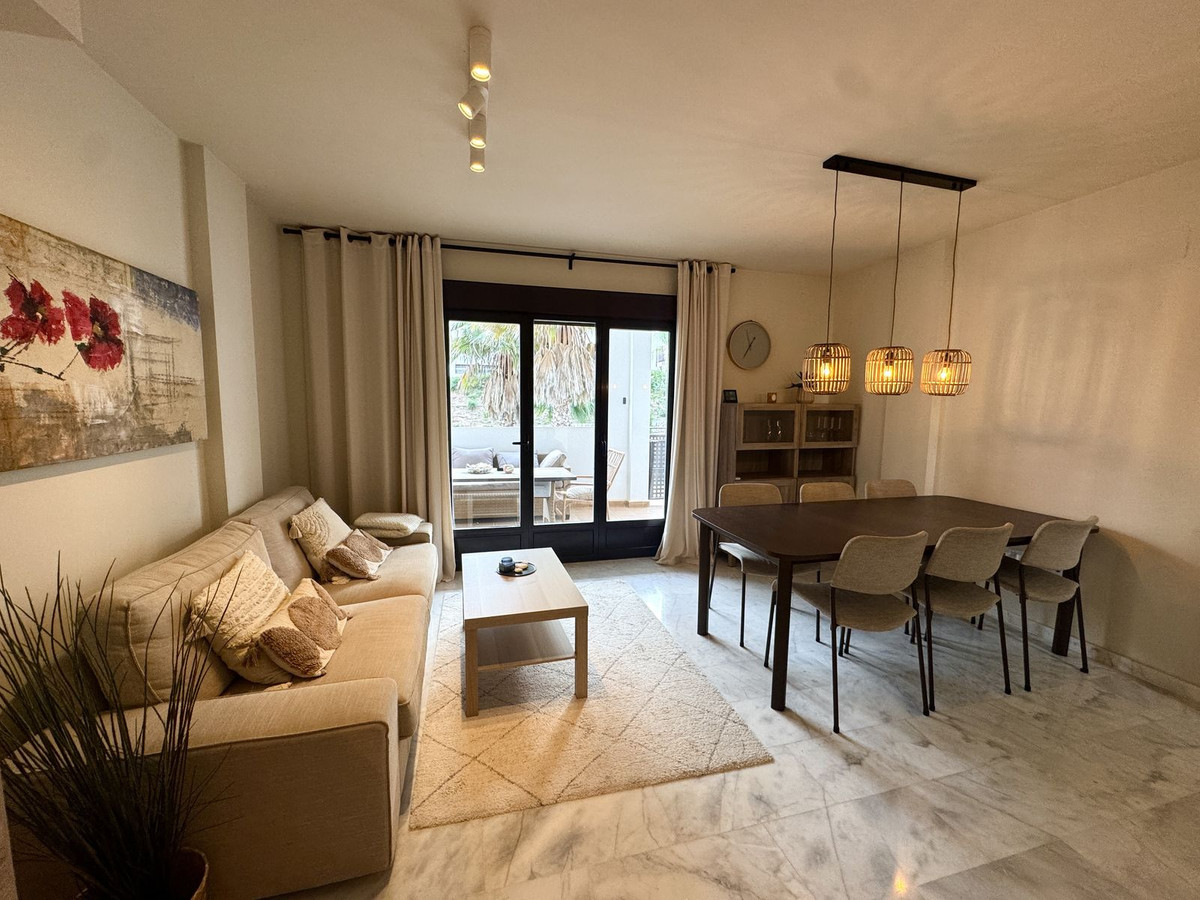 Casa Adosada de 3 Dormitorios en venta en Riviera del Sol, Mijas