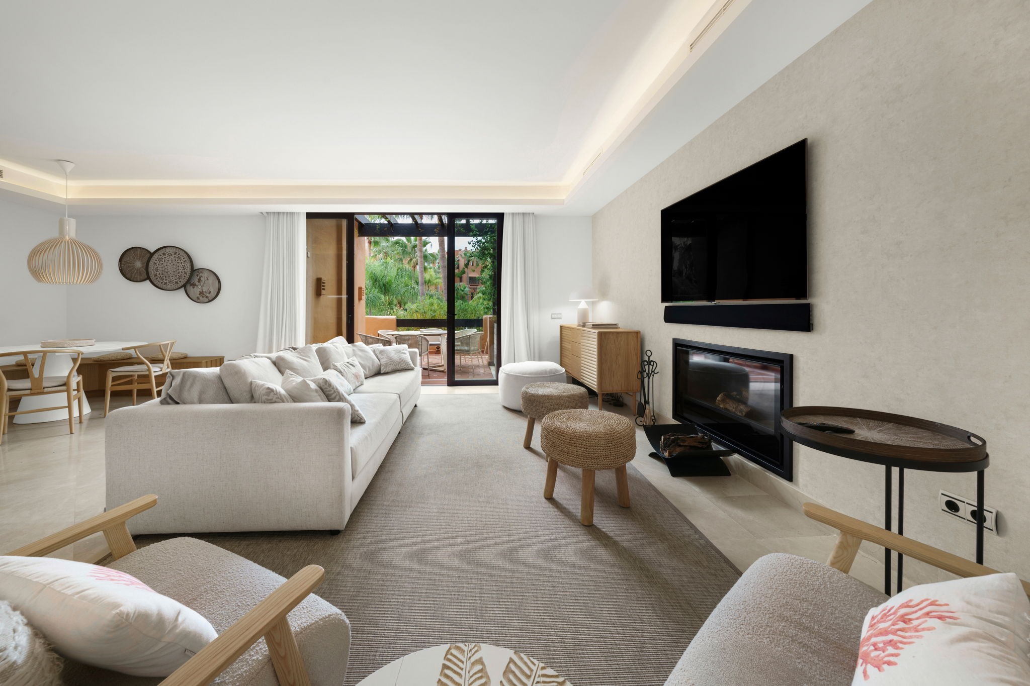4 спални, 4 бани - Апартамент за продажба в Nueva Andalucía, Puerto Banús