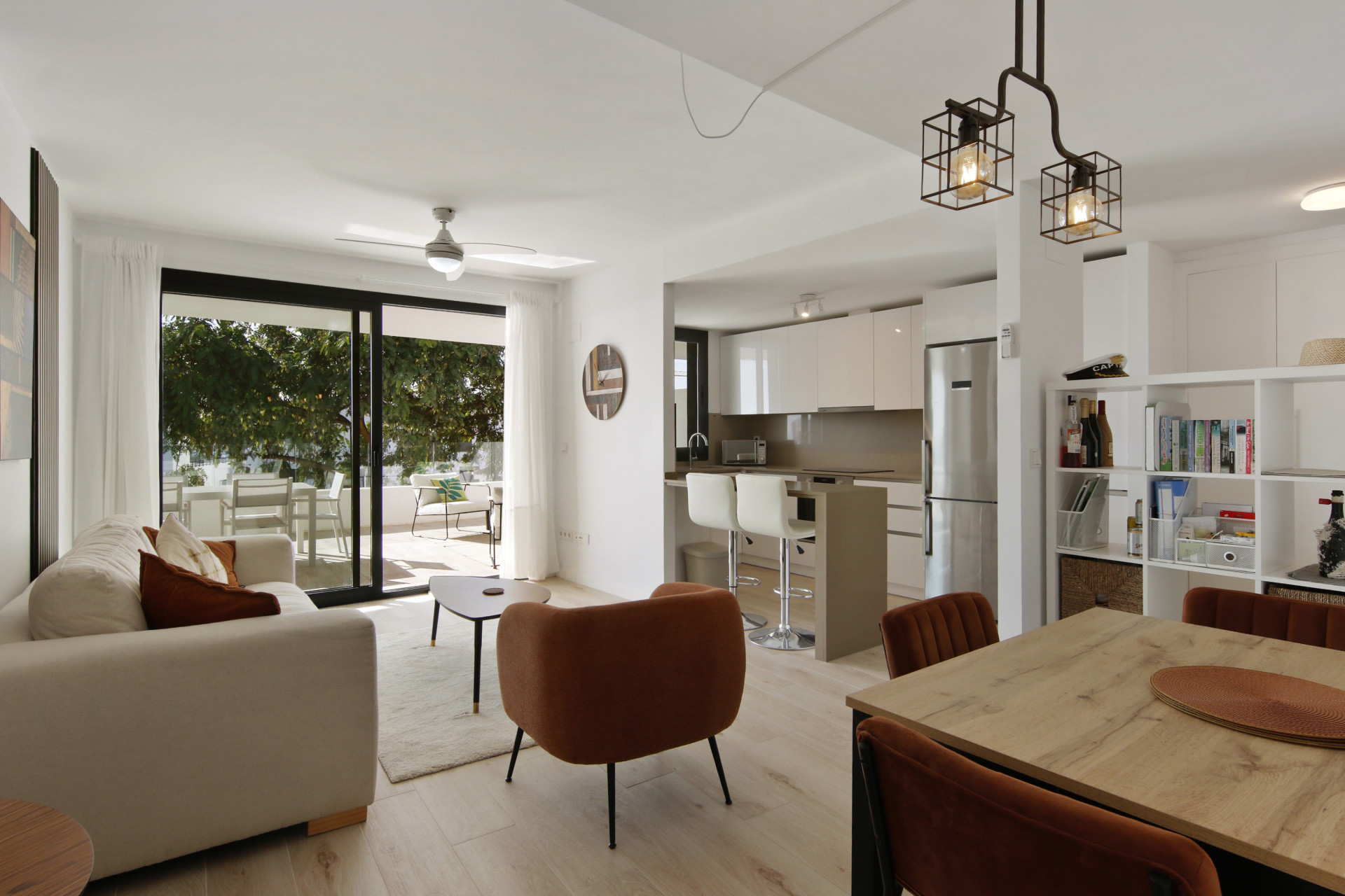 Piso de 3 Dormitorios y 2 Baños en venta en Estepona
