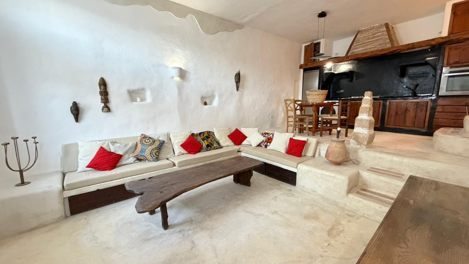 Casa de 2 Dormitorios en venta en Dalt Vila, Eivissa