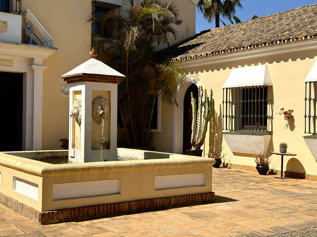 3 Bed, 3 Bath - Villa for Sale in Manilva