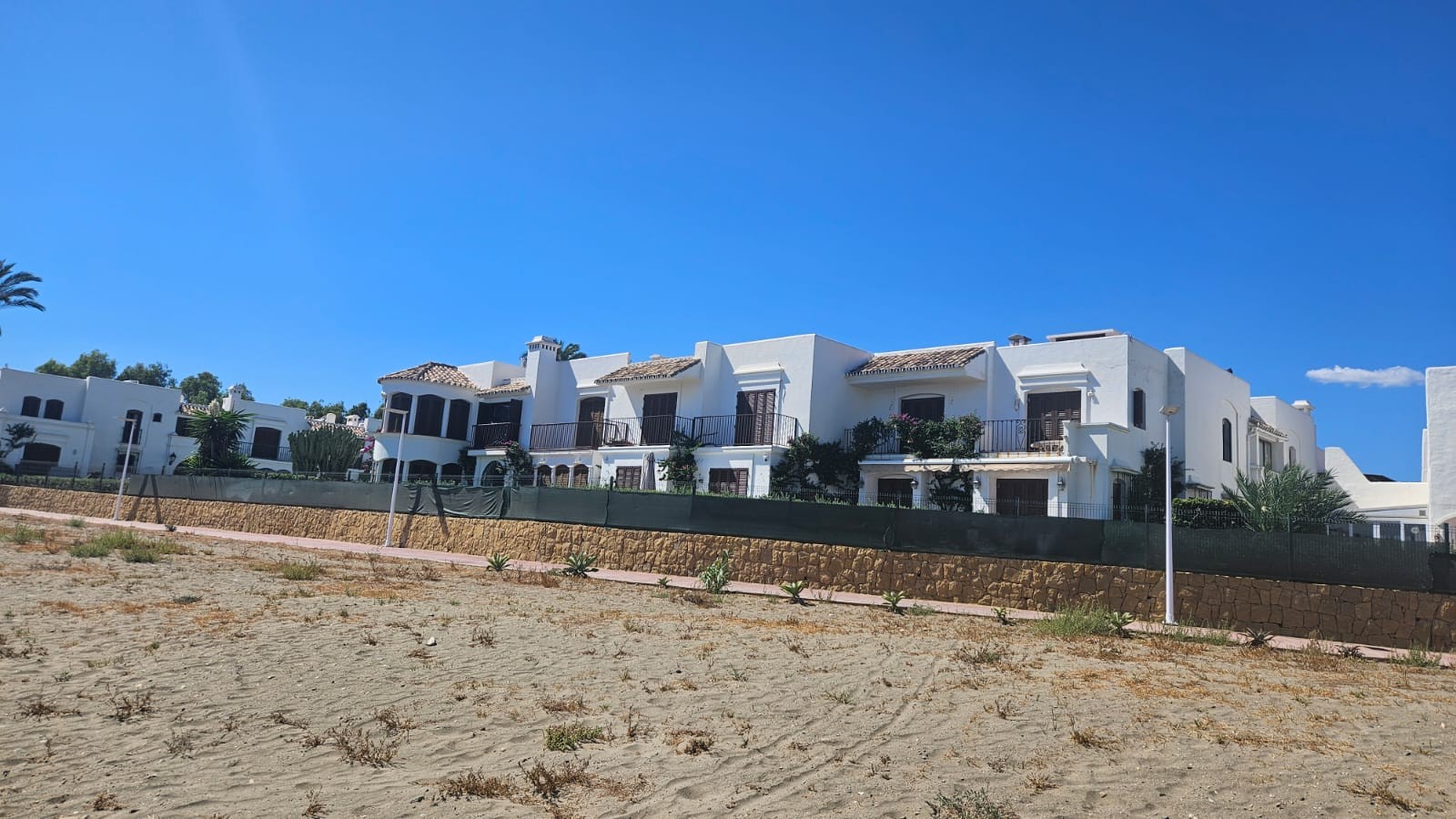 Casa de 5 Dormitorios y 4 Baños en venta en Playa del Sol Villacana