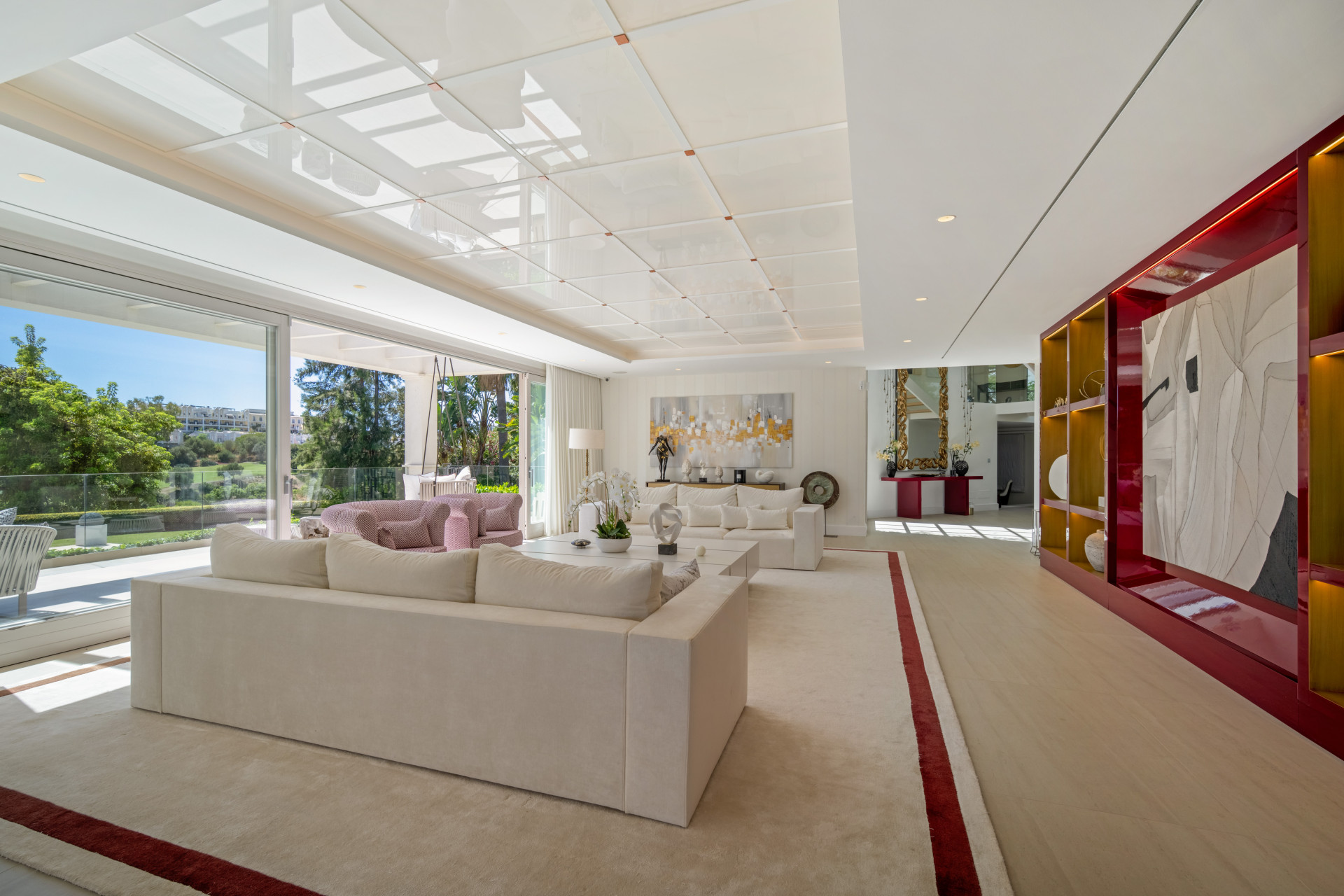 6 спални, 9 бани - Вила за продажба в Nueva Andalucia, Marbella
