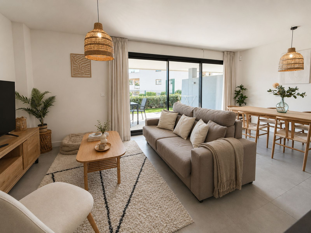 3 Bed, 2 Bath - Apartment for Rent in Estepona