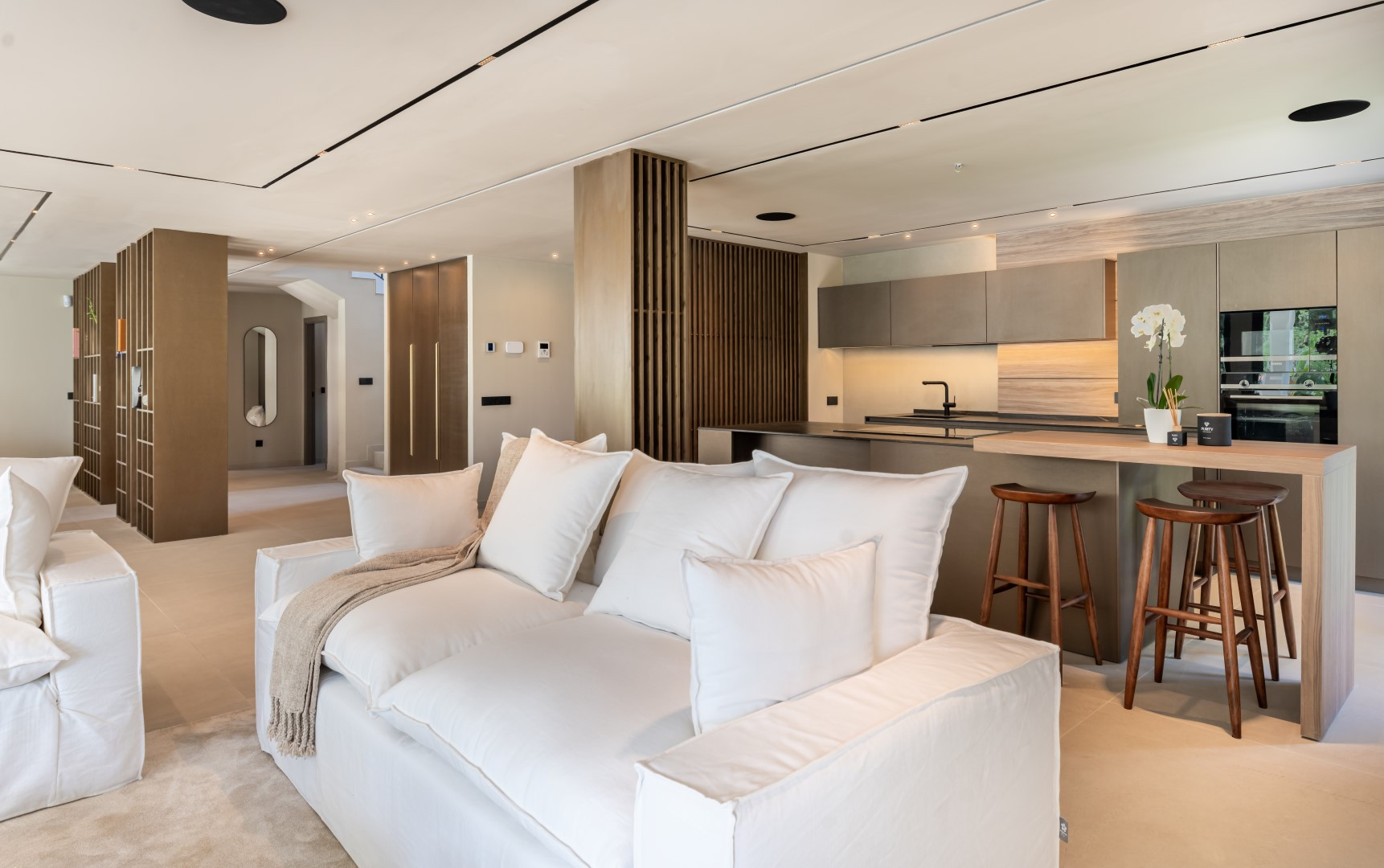 5 Bed, 6 Bath - Villa for Sale in San Pedro de Alcántara