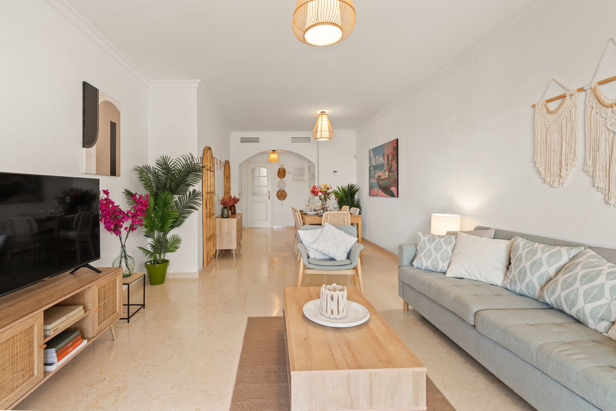 Piso de 2 Dormitorios y 2 Baños en alquiler vacacional en Marbella