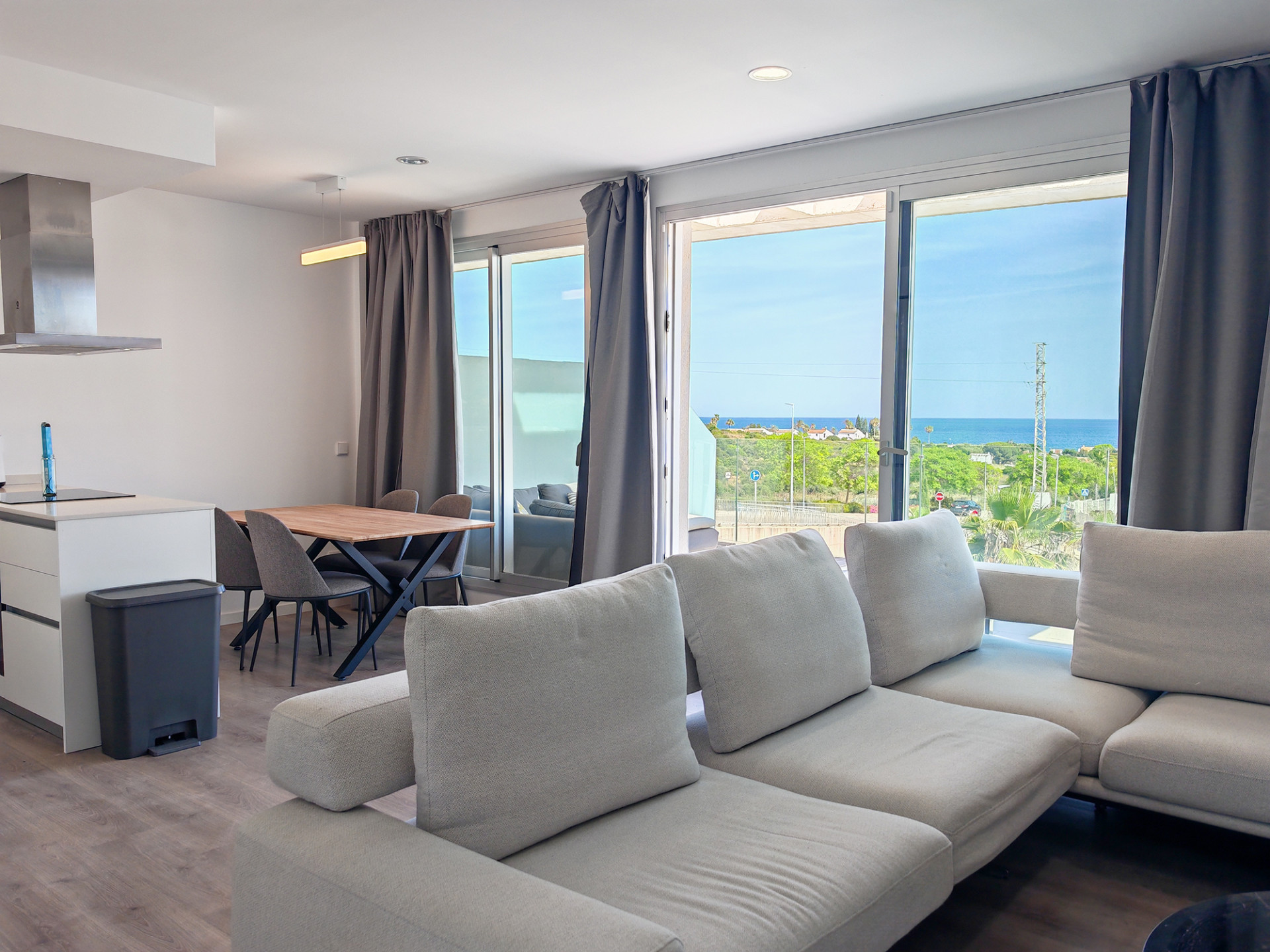 Ático de 2 Dormitorios en venta en Estepona