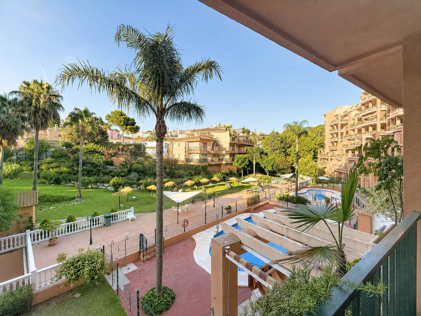 Piso de 2 Dormitorios y 2 Baños en venta en Torreblanca del Sol, Fuengirola