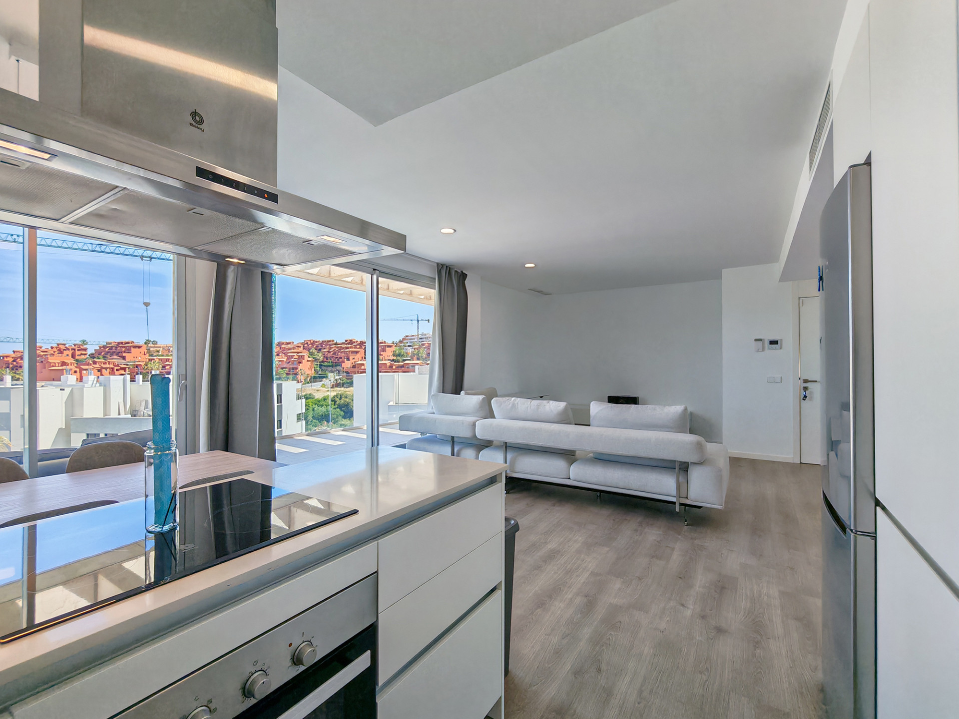 Ático de 2 Dormitorios en venta en Estepona