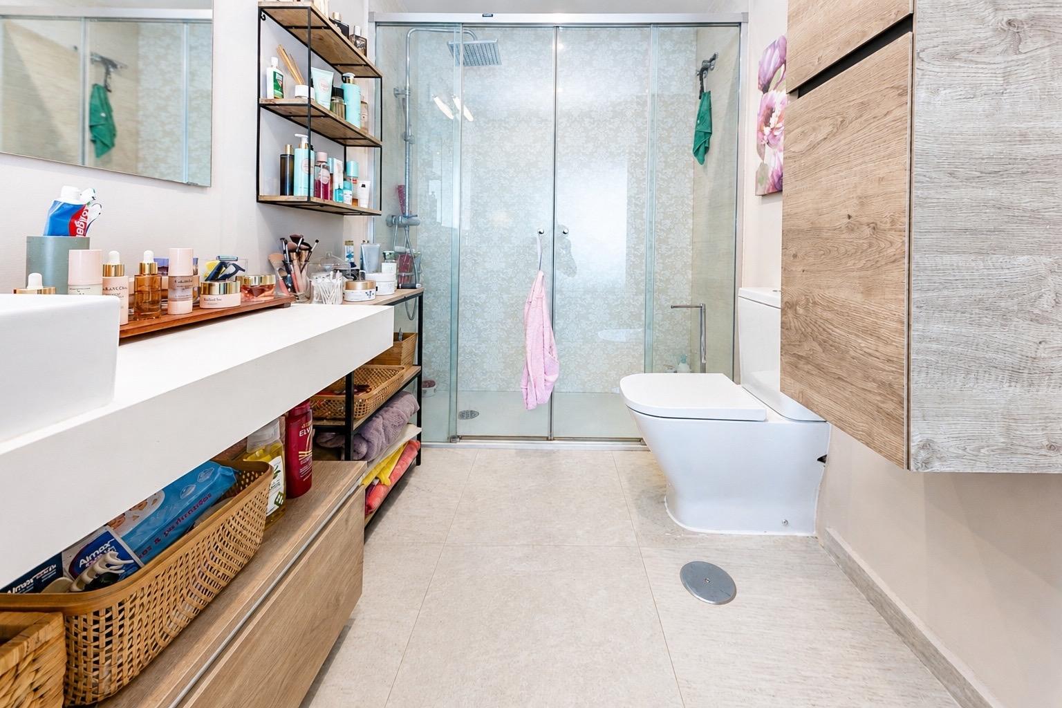 Piso de 2 Dormitorios en venta en Calahonda, Mijas