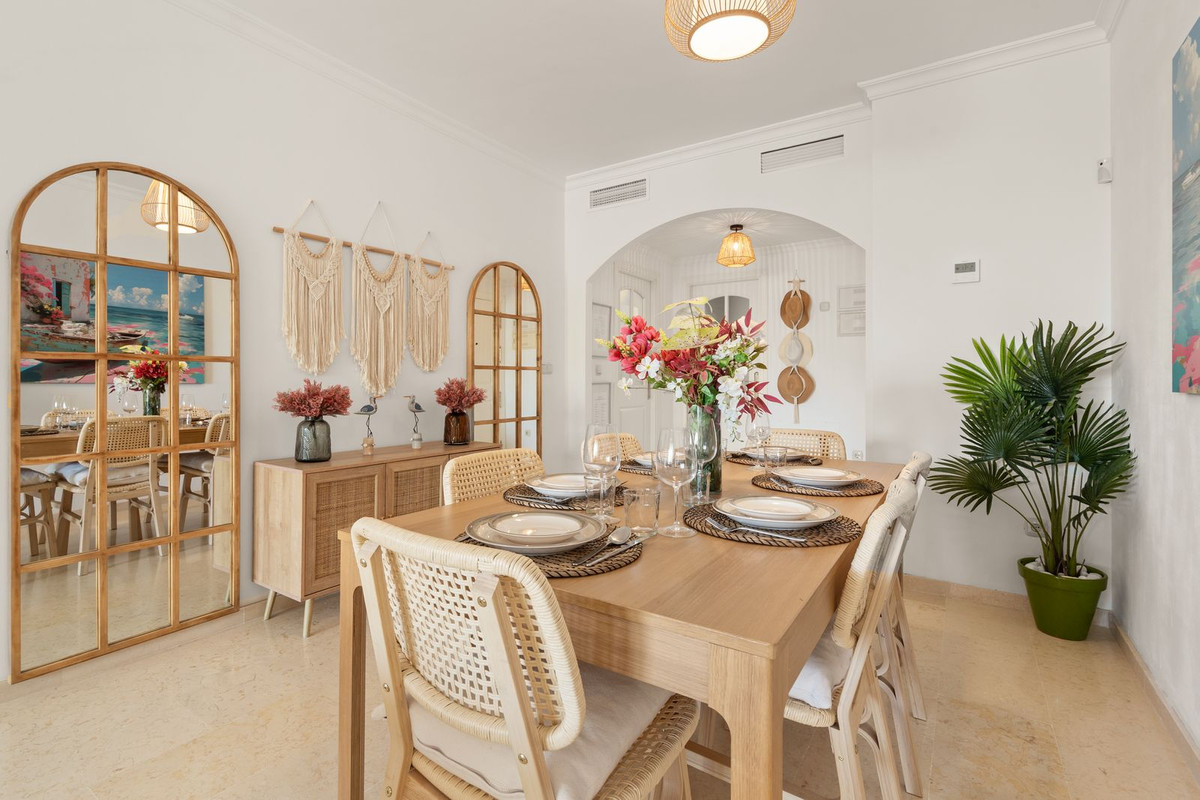 Piso de 2 Dormitorios y 2 Baños en alquiler vacacional en Marbella