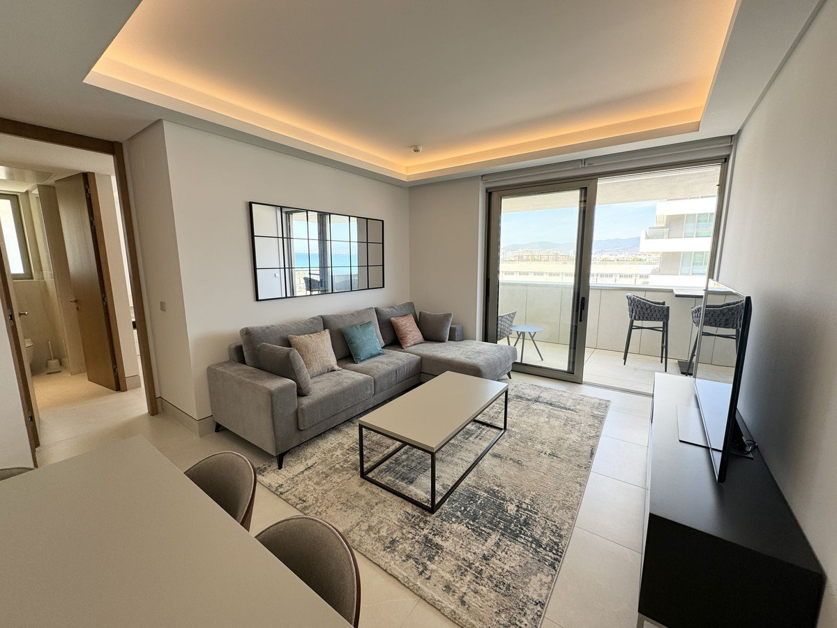 Piso de 1 Dormitorio y 2 Baños en venta en Málaga