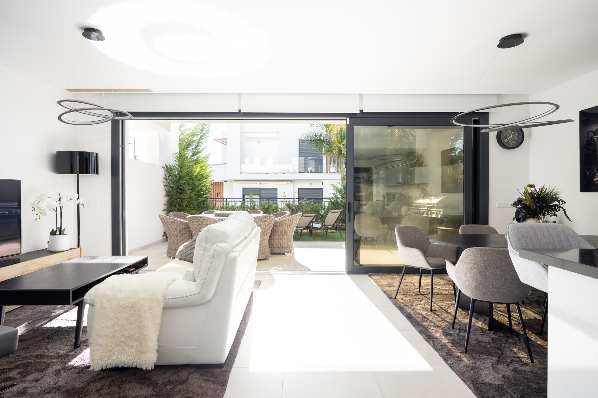 Casa Adosada de 3 Dormitorios en venta en Estepona