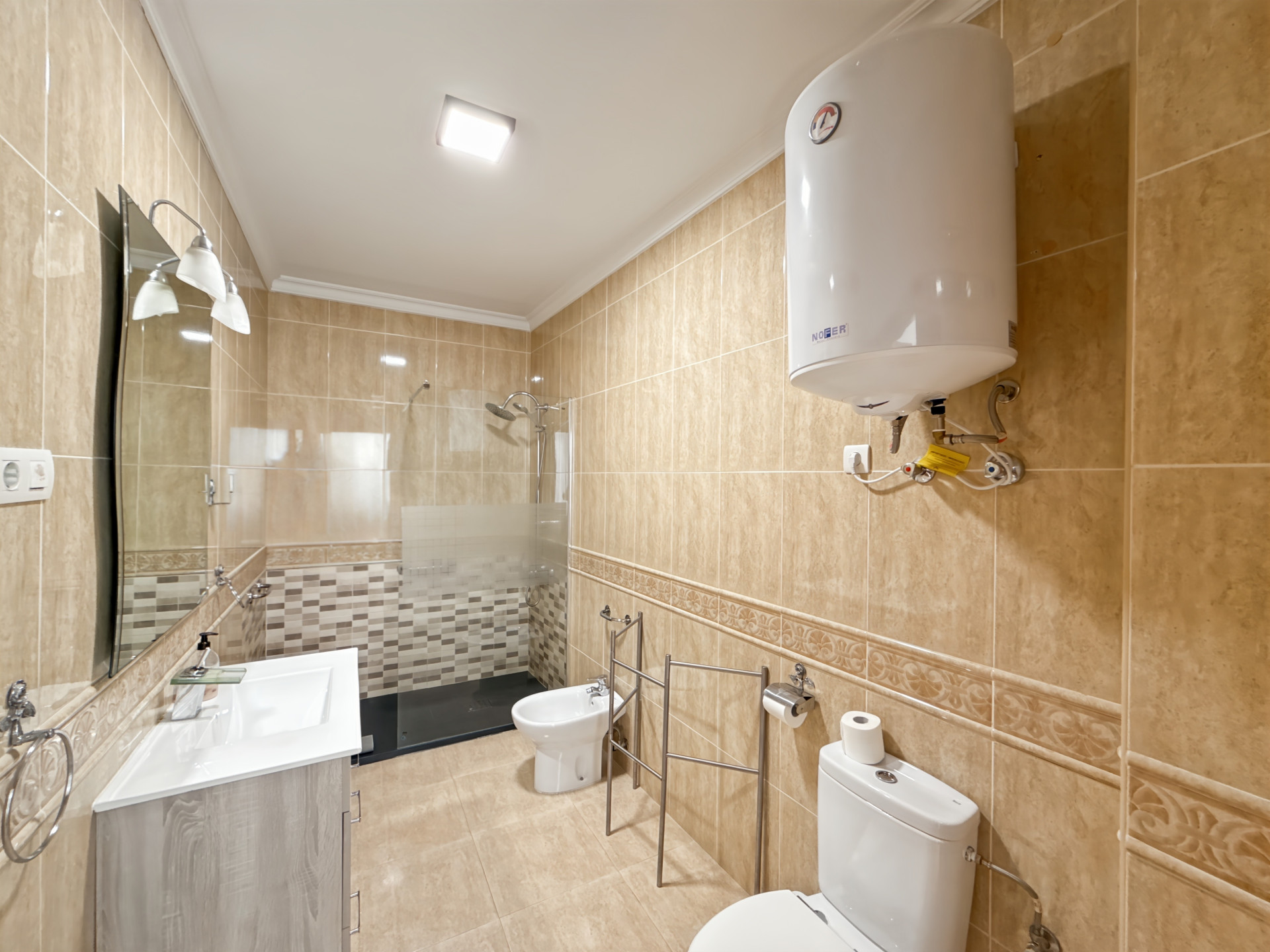 Piso de 4 Dormitorios en venta en Málaga Centro