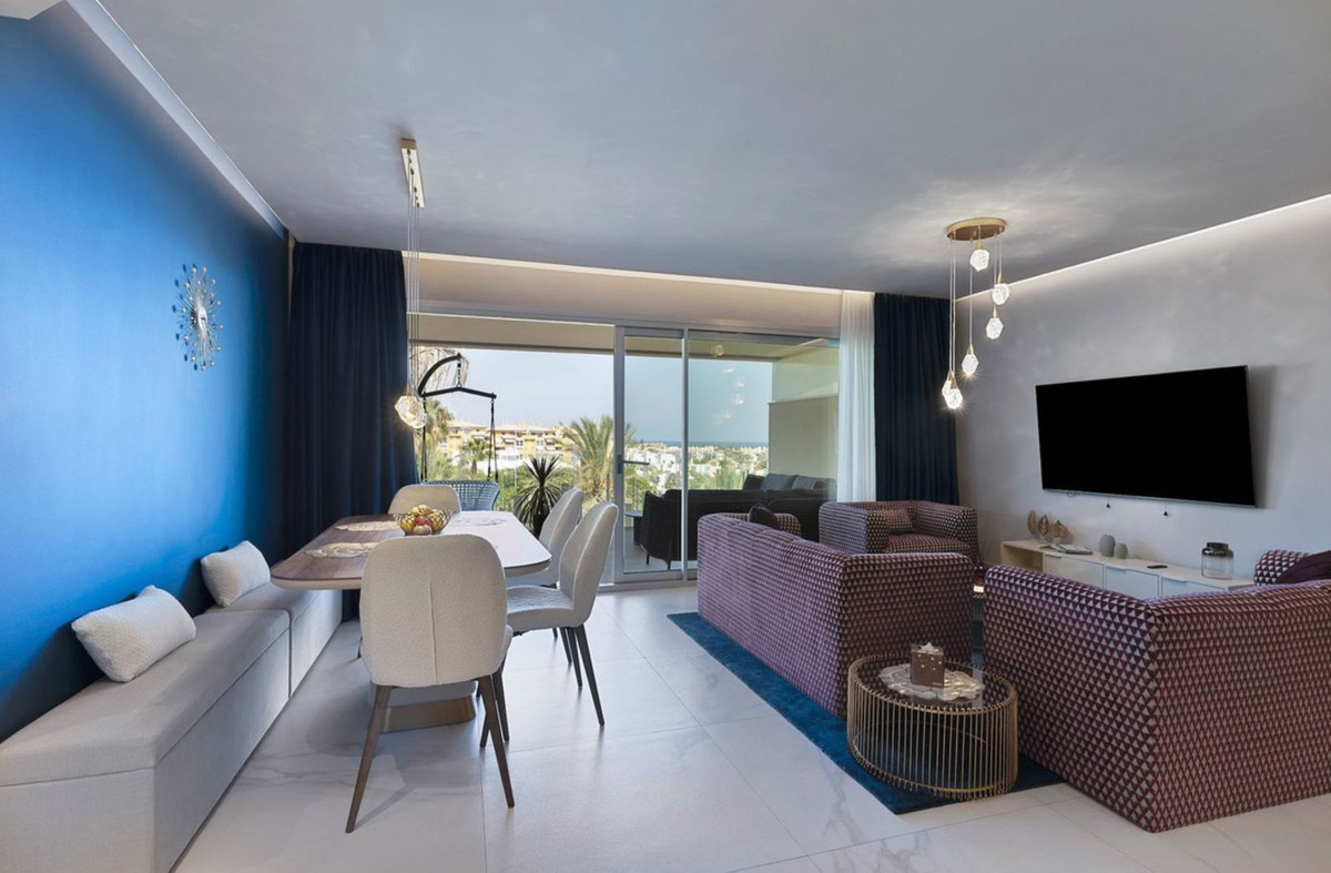 Piso de 3 Dormitorios y 2 Baños en venta en San Pedro de Alcántara