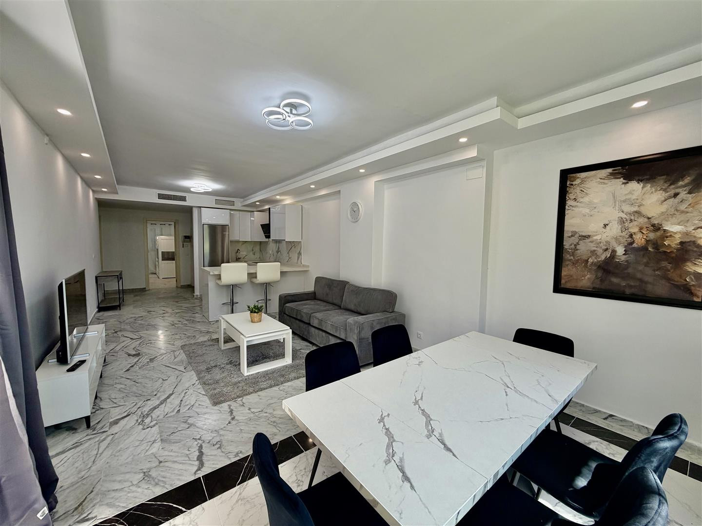Piso de 3 Dormitorios y 2 Baños en venta en Bahía de Marbella