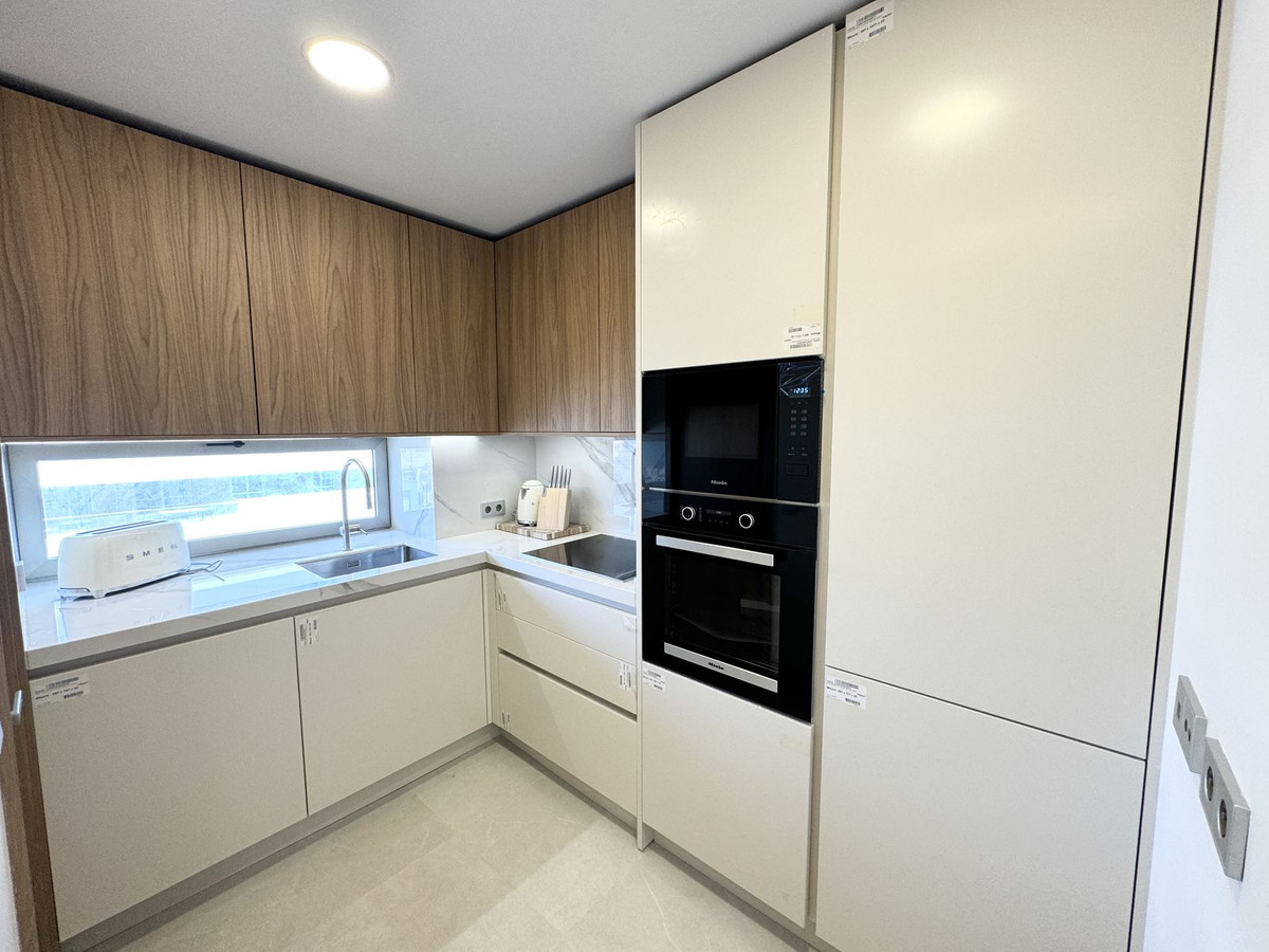 Piso de 1 Dormitorio y 2 Baños en venta en Málaga