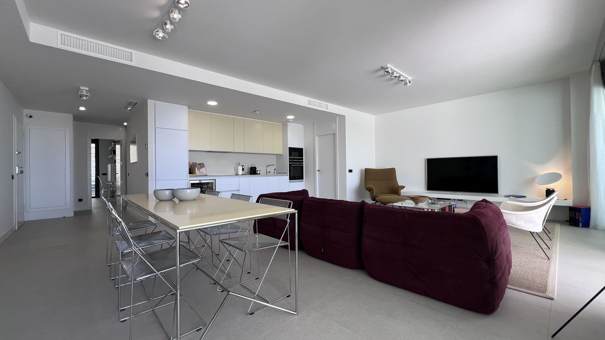 3 спални - Апартамент за продажба в Los Monteros, Marbella