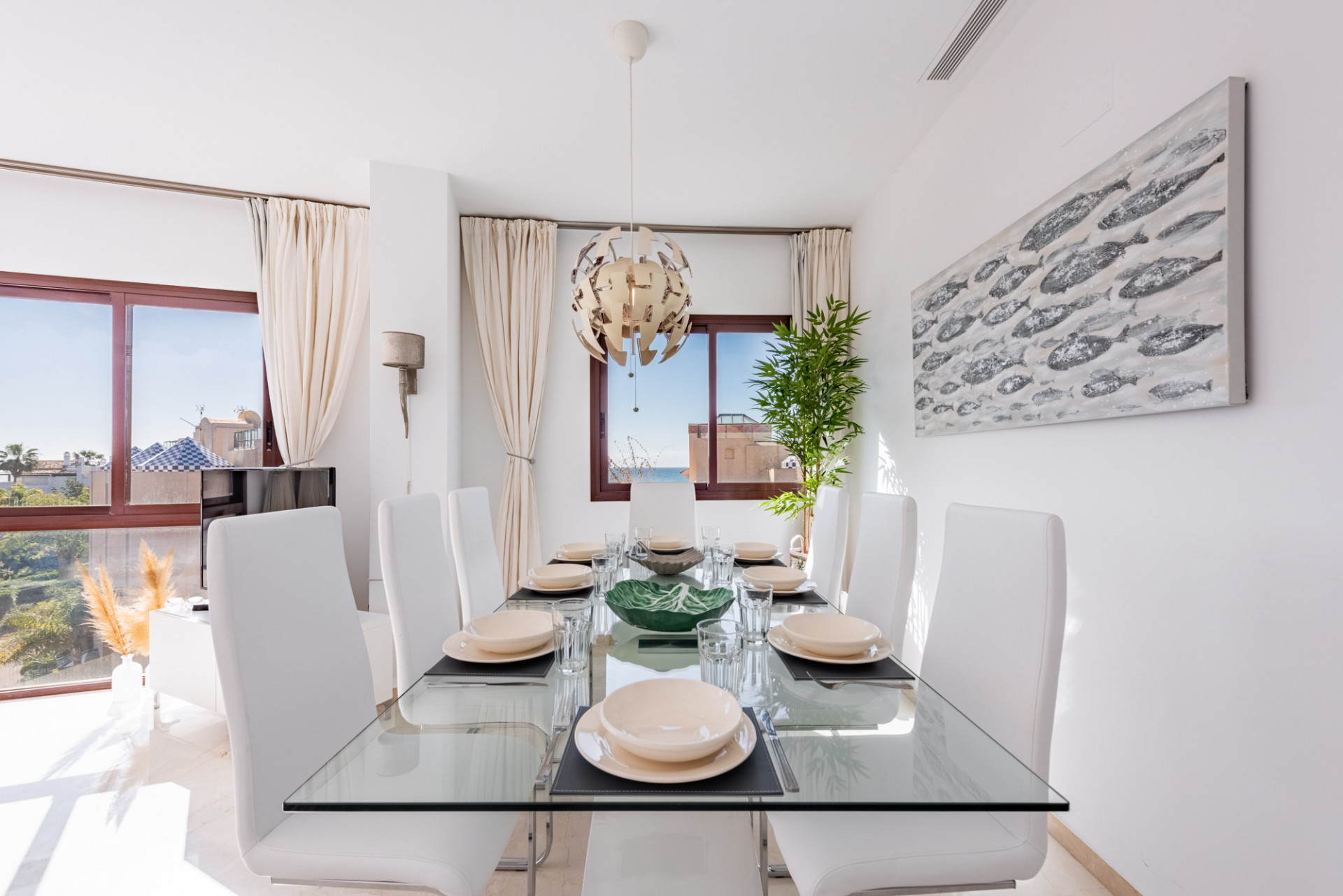 Ático de 3 Dormitorios y 3 Baños en venta en Estepona