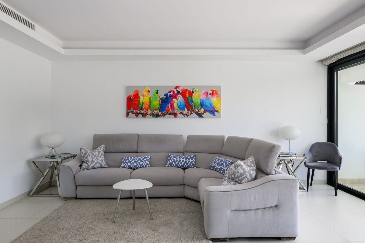 Casa Adosada de 3 Dormitorios en venta en Milla de Oro, Marbella
