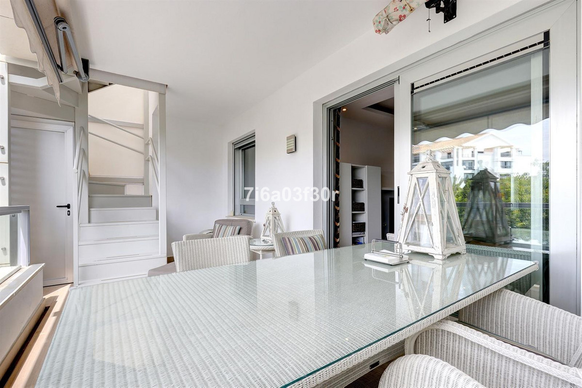 Ático de 3 Dormitorios y 2 Baños en venta en San Pedro de Alcántara