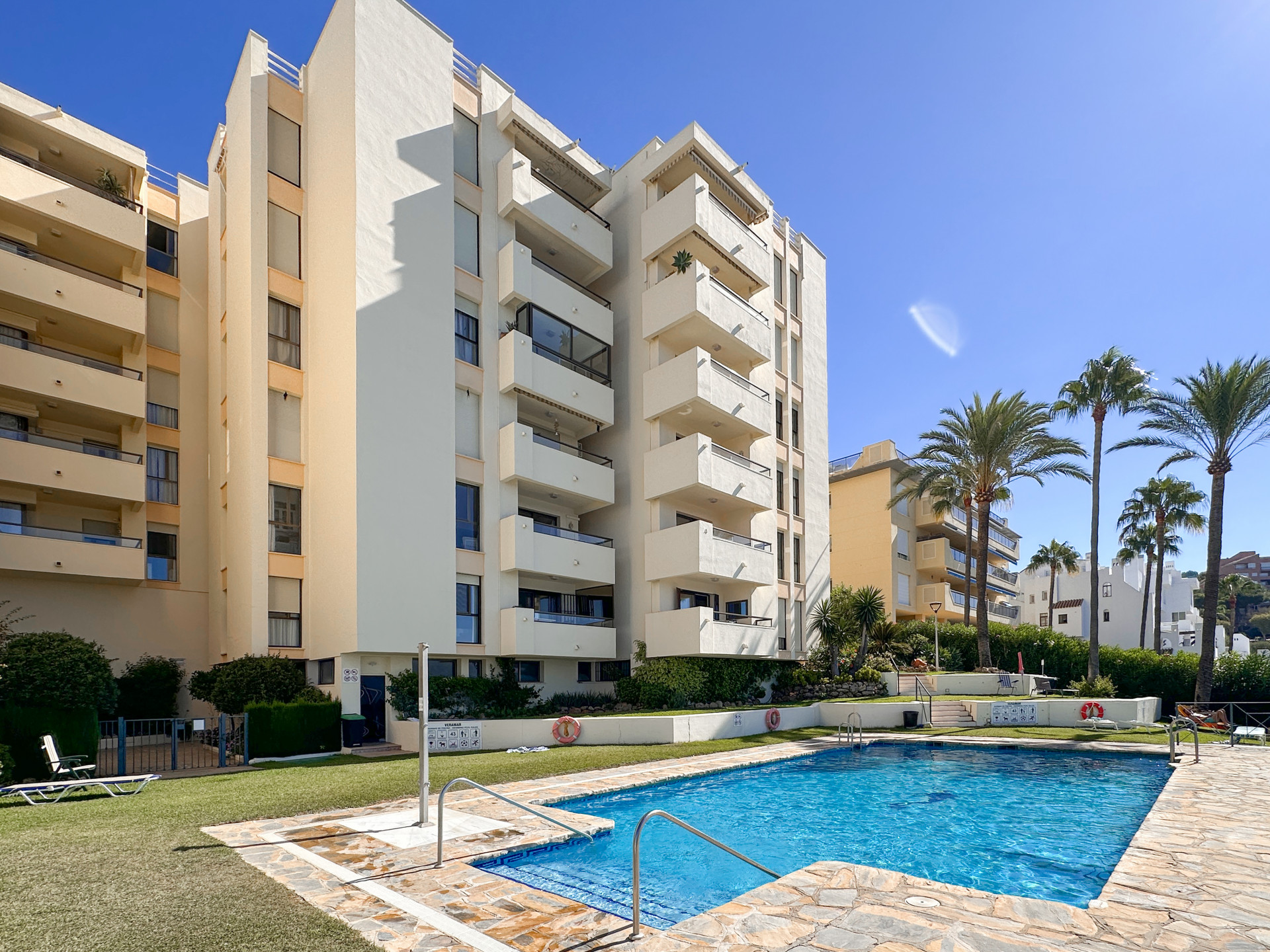 Piso de 2 Dormitorios en venta en Estepona Centro