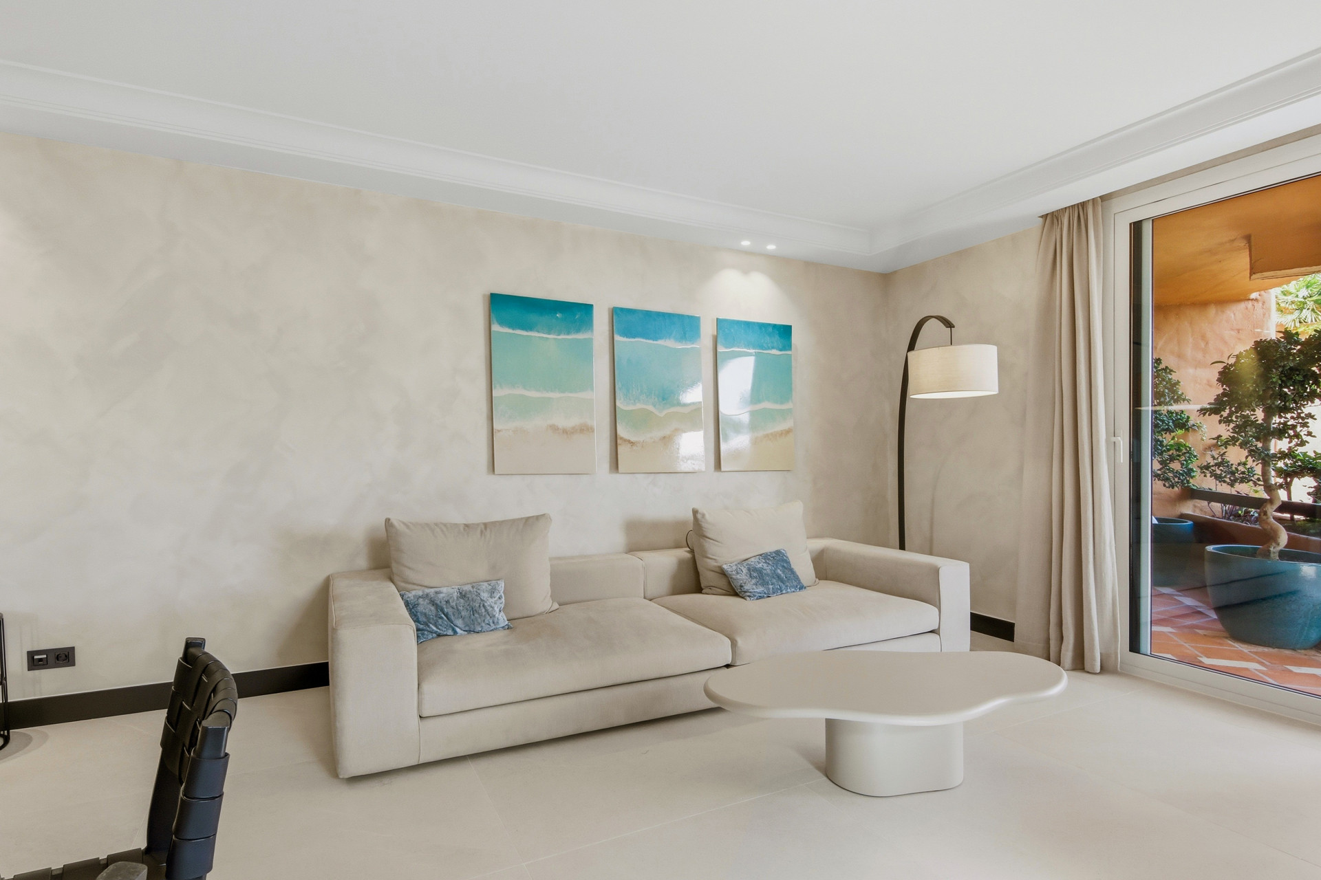 2 Bed, 2 Bath - Apartment for Sale in La Alqueria, Estepona