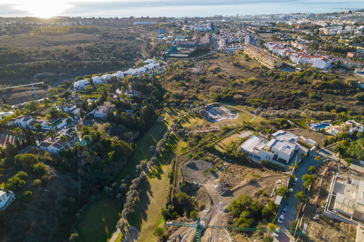 Terreno en venta en Los Flamingos, Benahavís