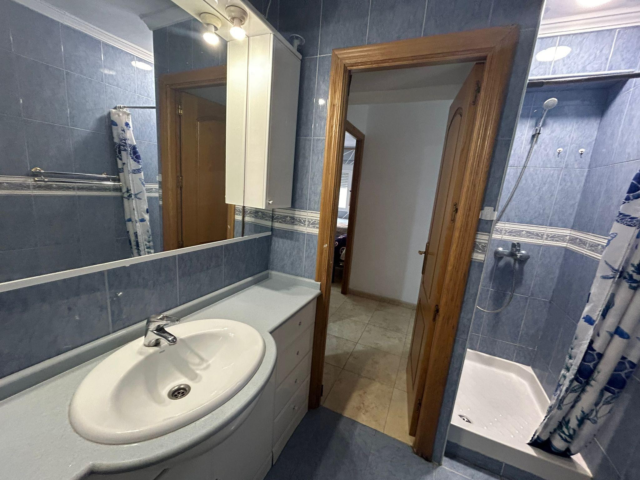 Piso de 3 Dormitorios en venta en Milla de Oro, Marbella