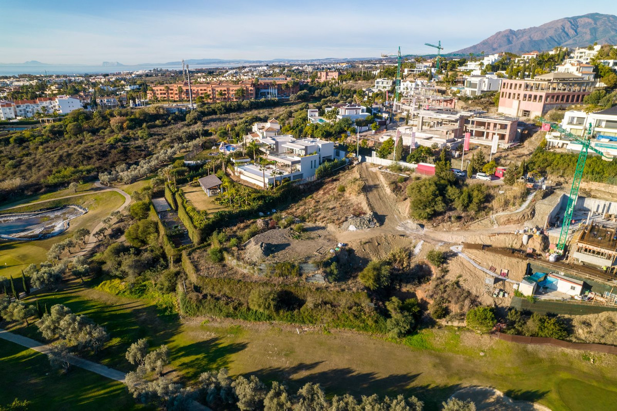 Terreno en venta en Los Flamingos, Benahavís