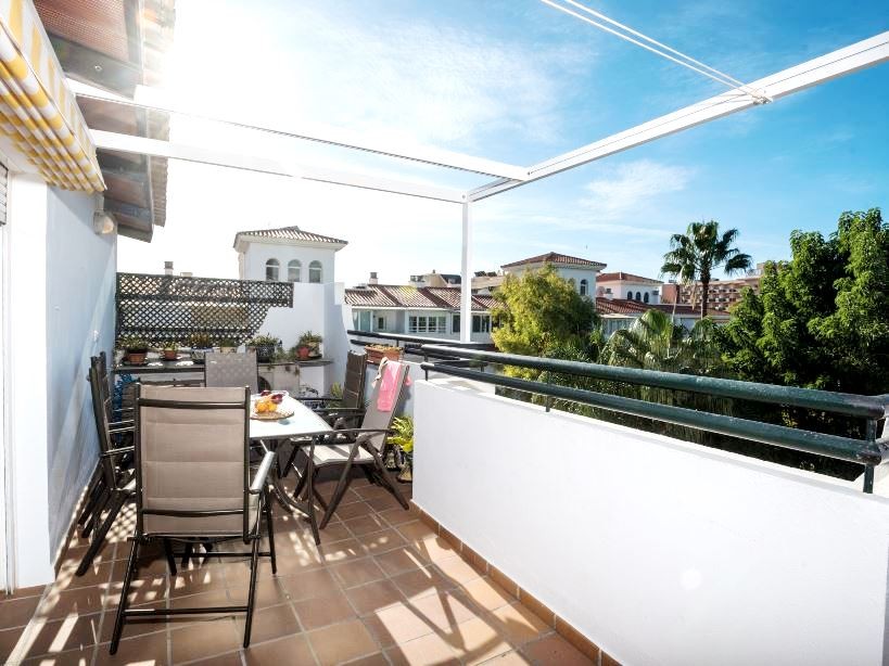 Ático de 3 Dormitorios en alquiler vacacional en Torremolinos