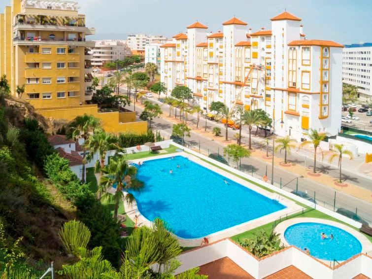 2 кровать Квартира курортная аренда в La Alqueria, Estepona