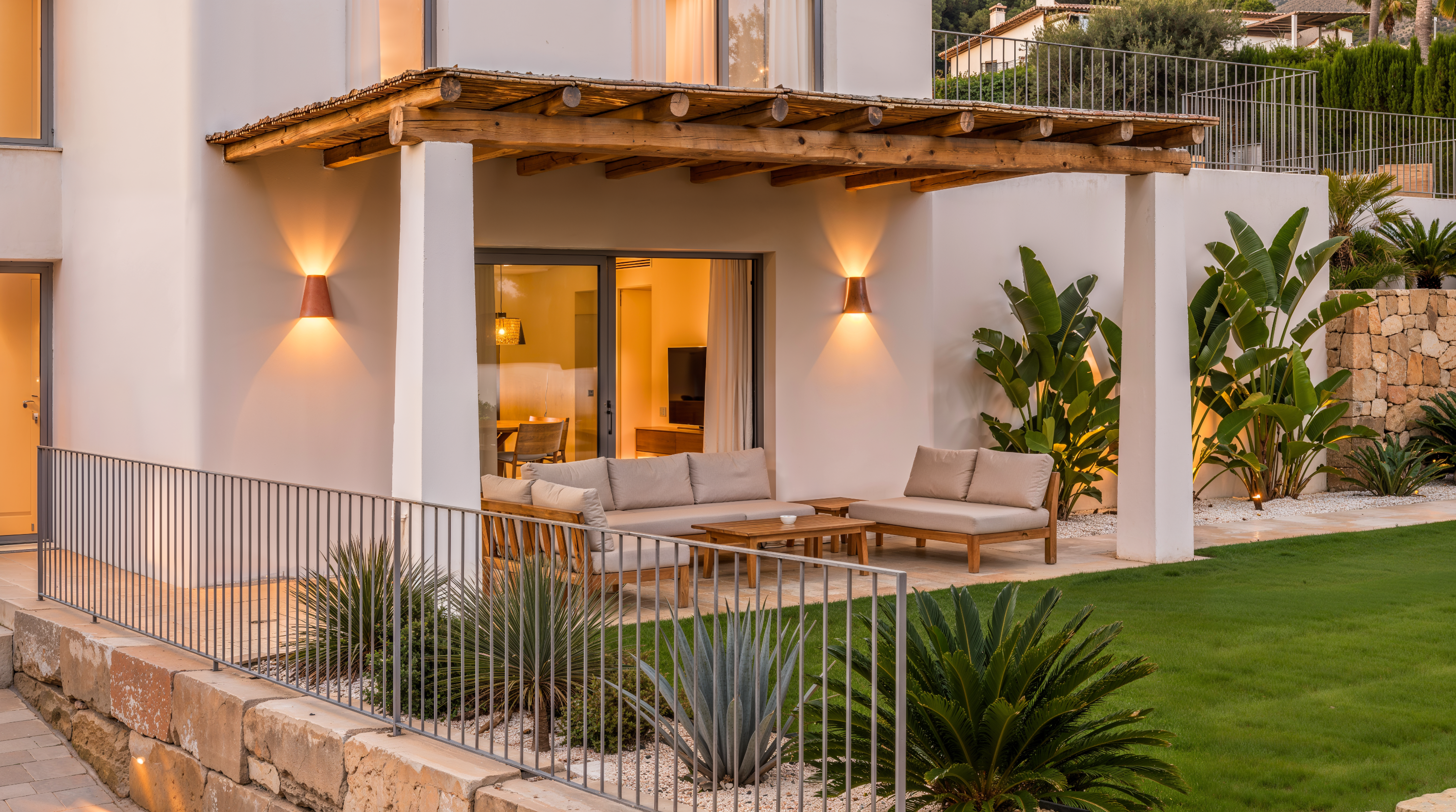 4 Bed, 5 Bath - Villa for Sale in Xàbia