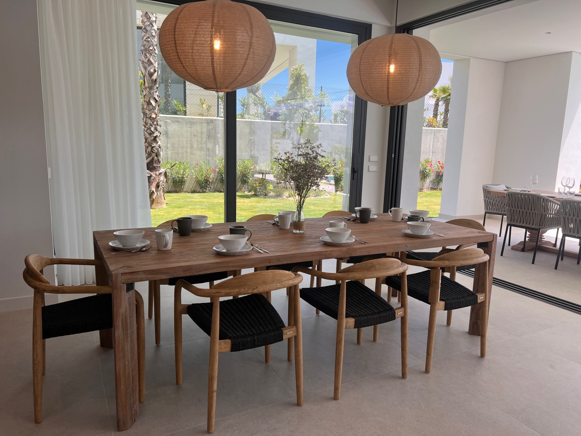 Casa de 5 Dormitorios y 5 Baños en alquiler vacacional en Río Real, Marbella