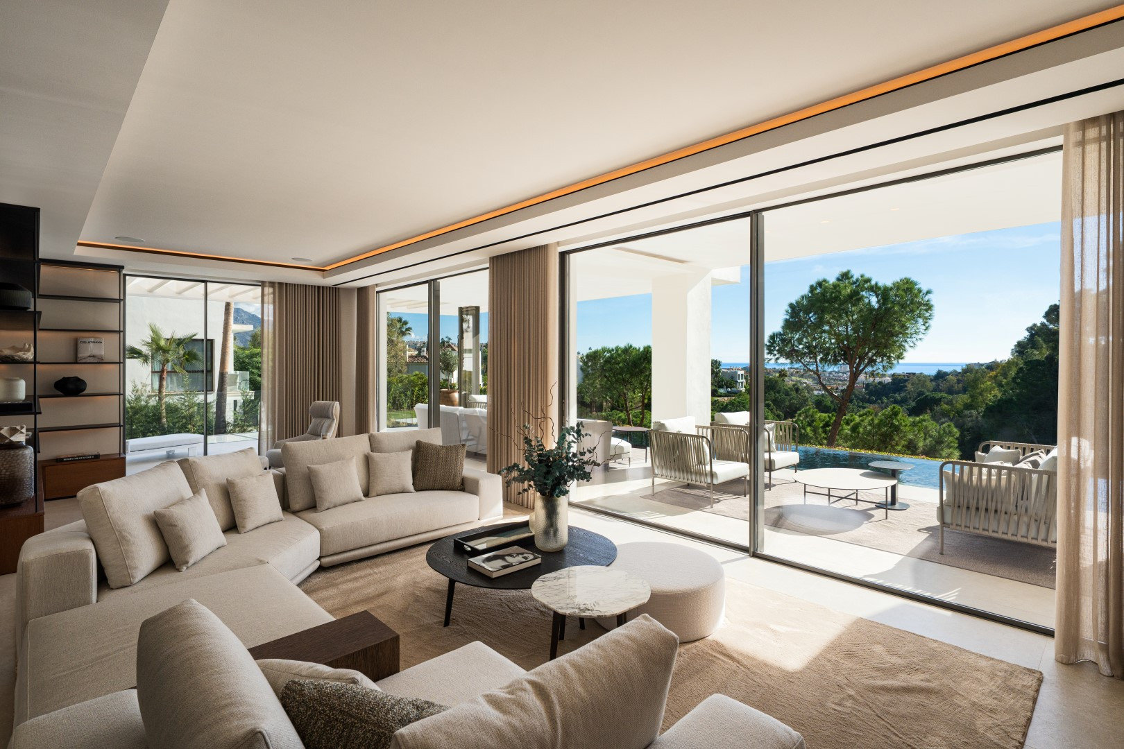 Casa de 6 Dormitorios en venta en La Quinta, Benahavís