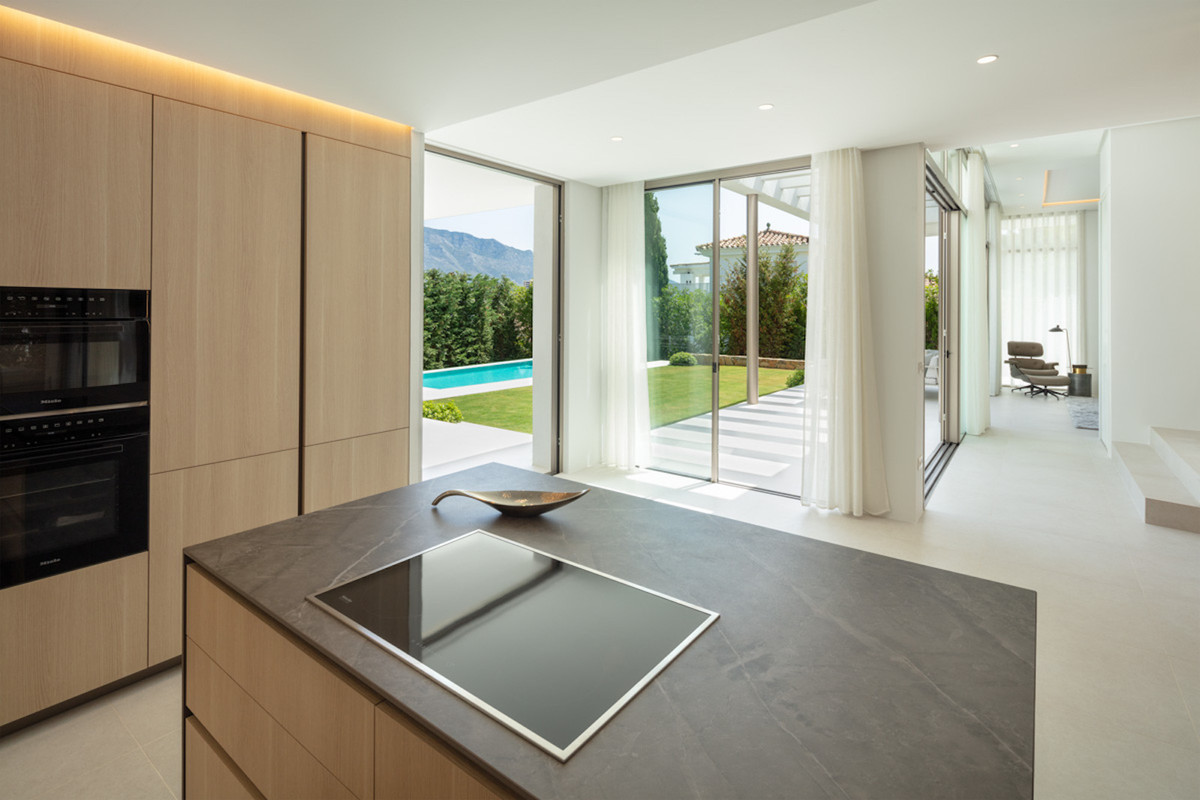 5 спални, 5 бани - Вила Ваканционен наем в Nueva Andalucia, Marbella