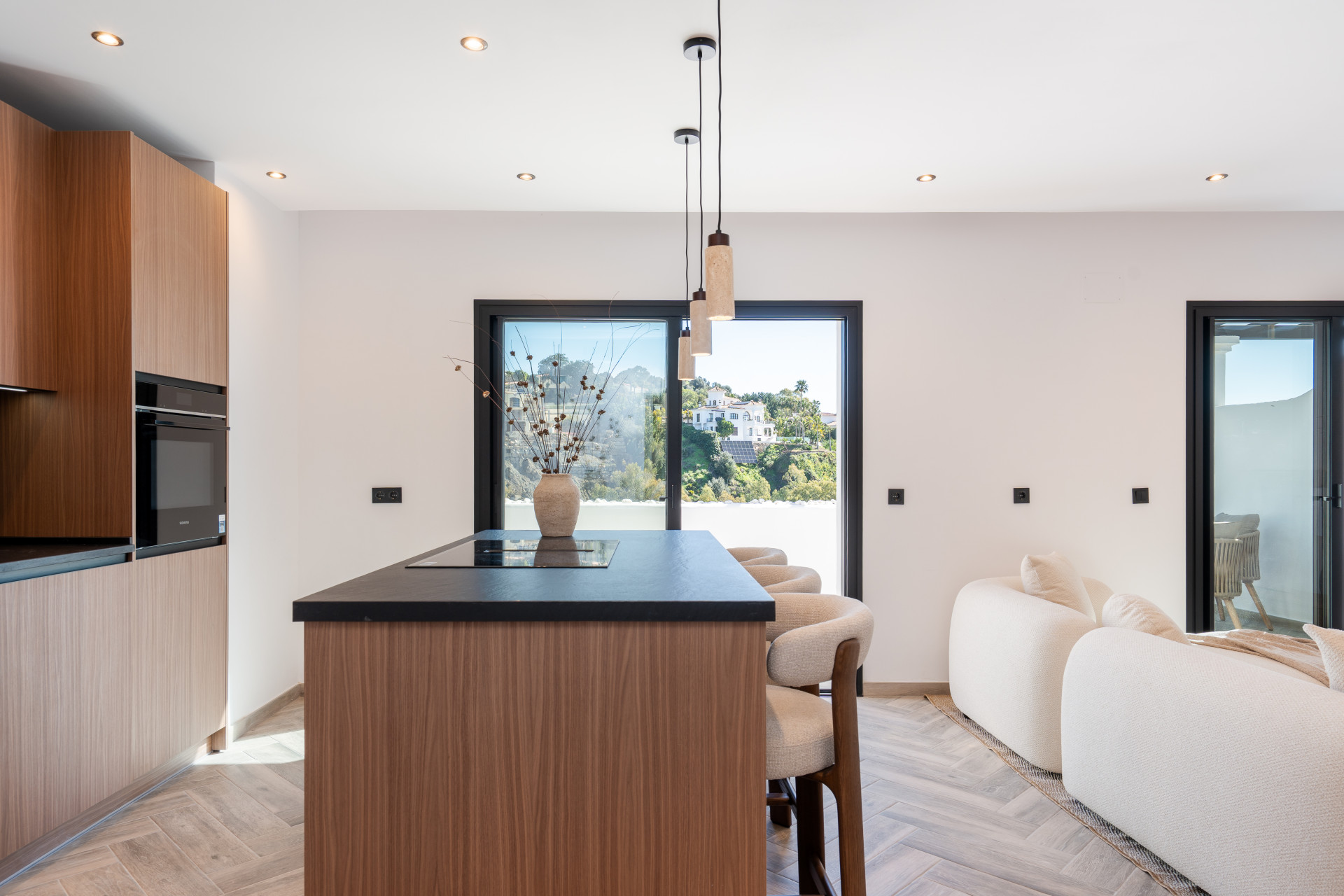 3 Bed - Penthouse for Sale in La Quinta, Benahavis