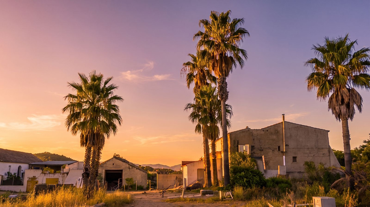 Парцел за продажба в Estepona