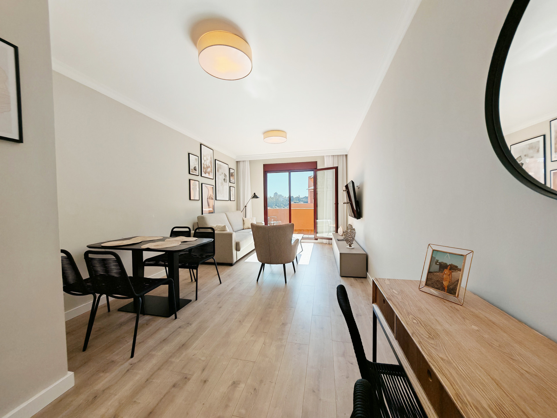 Ático de 3 Dormitorios en venta en Benahavís