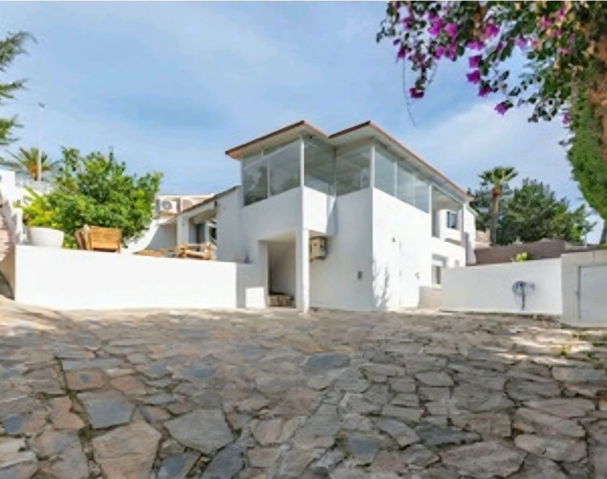 3 кровать 2 ванна Вилла для продажи в Nueva Andalucia, Marbella