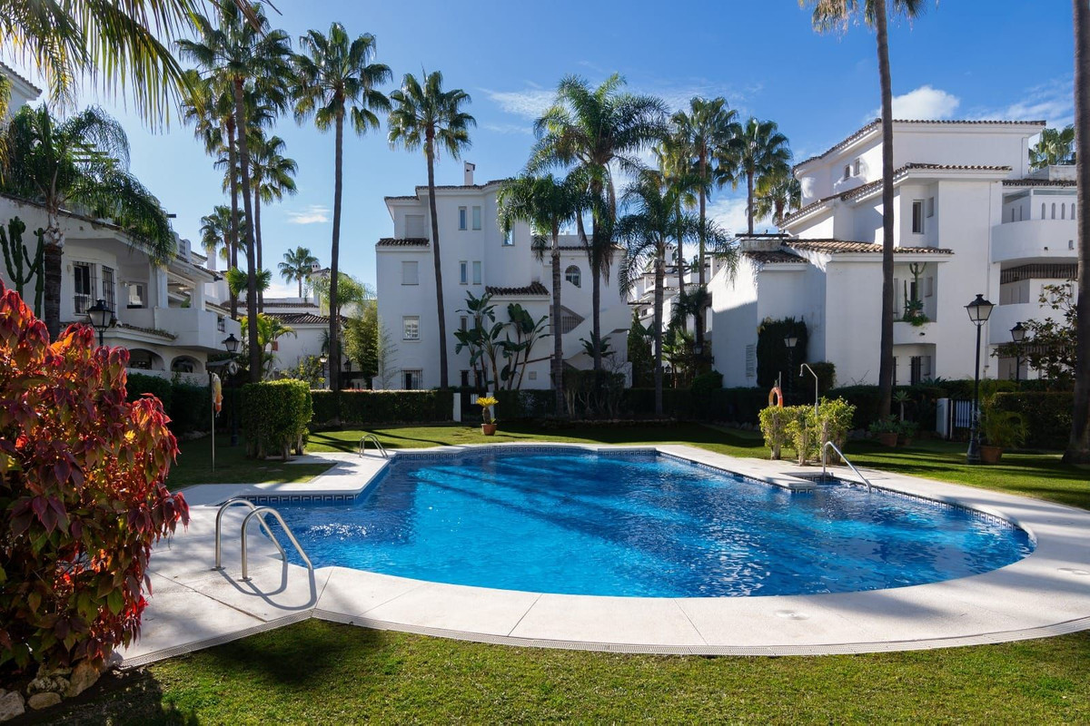 3 кровать Таунхаус для продажи в Nueva Andalucia, Marbella